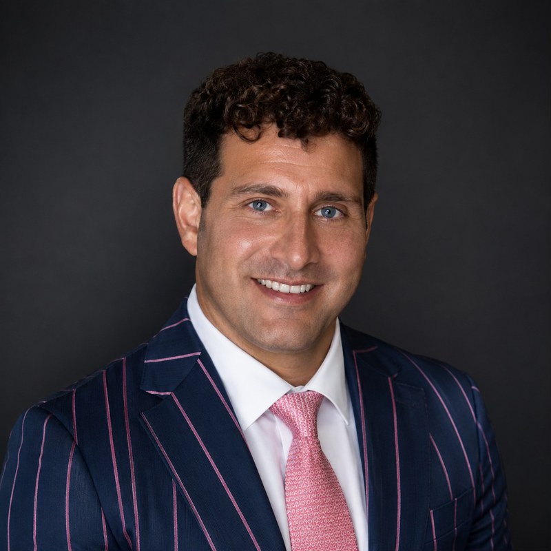Dov Pekier, CEO of Vogue Surfaces